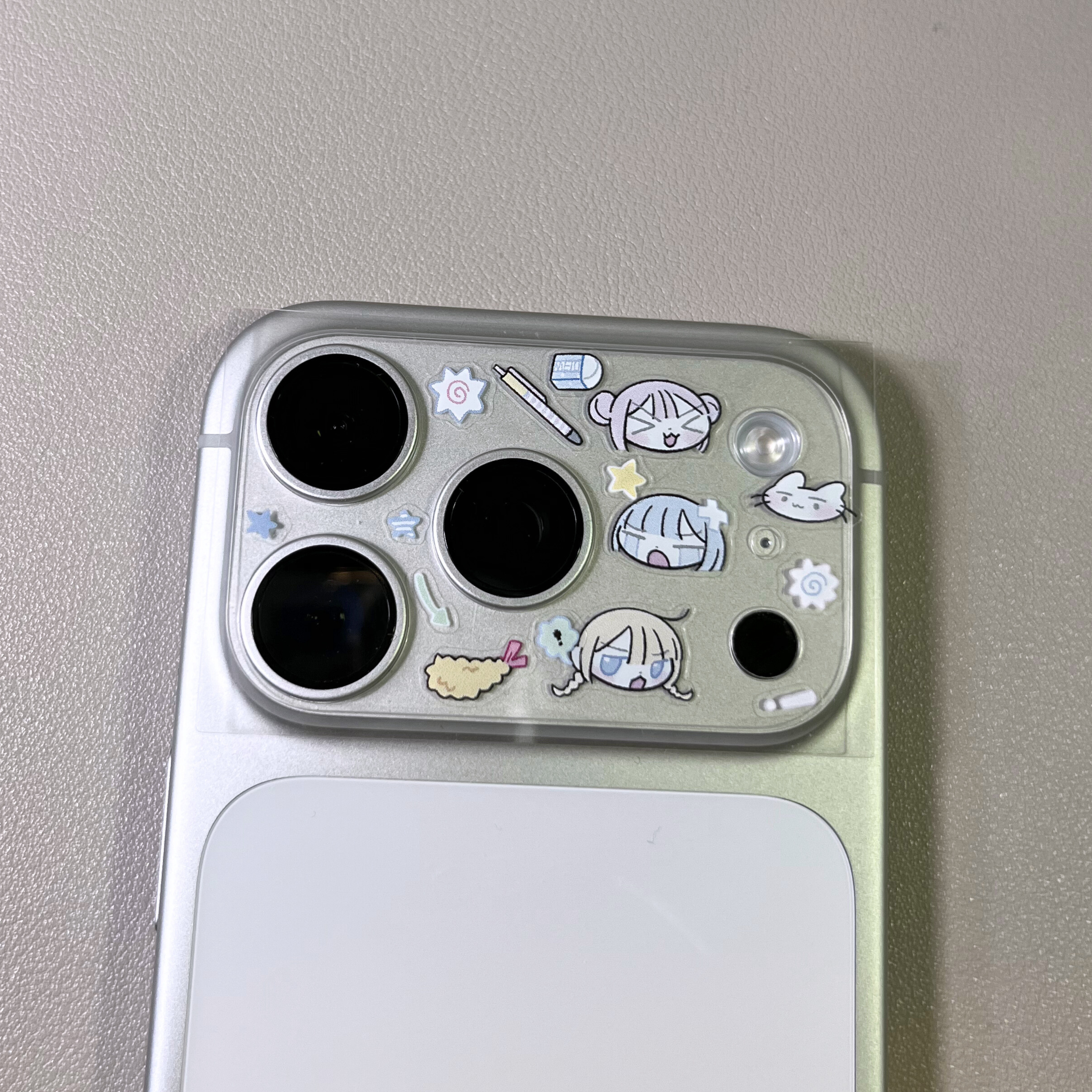 DIY Phone Camera Background (iPhone 17 Pro series Only)